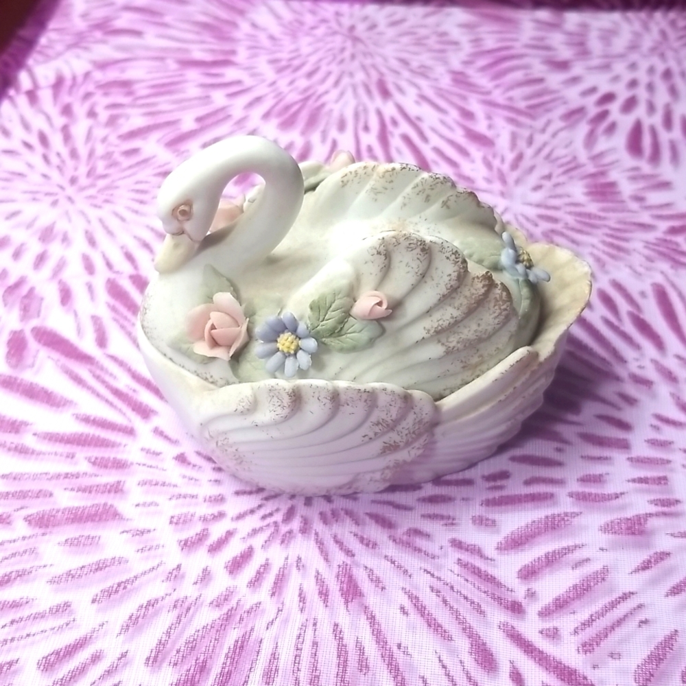 Lefton China Vintage Swan Jewelry Trinket Holder